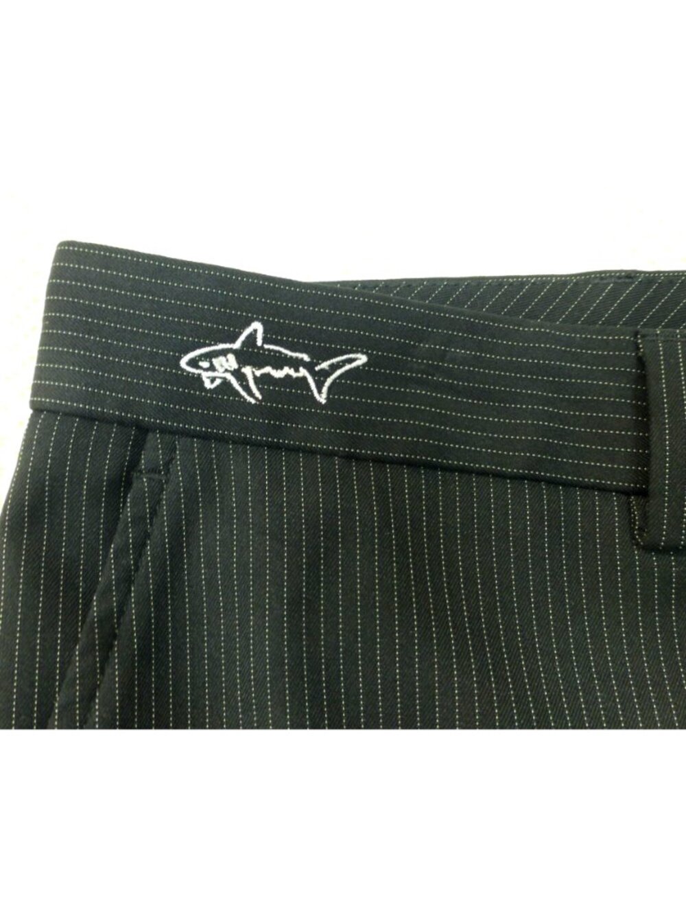 Greg Norman Mens Black Pinstriped Golf Shorts W40 Polyester Blend - Picture 8 of 9